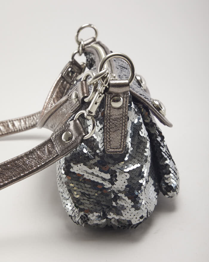 バッグ Coach Poppy Sequin Pouch with Chain Coach Poppy Sequin Shoulder Crossbody Bag – Rokit