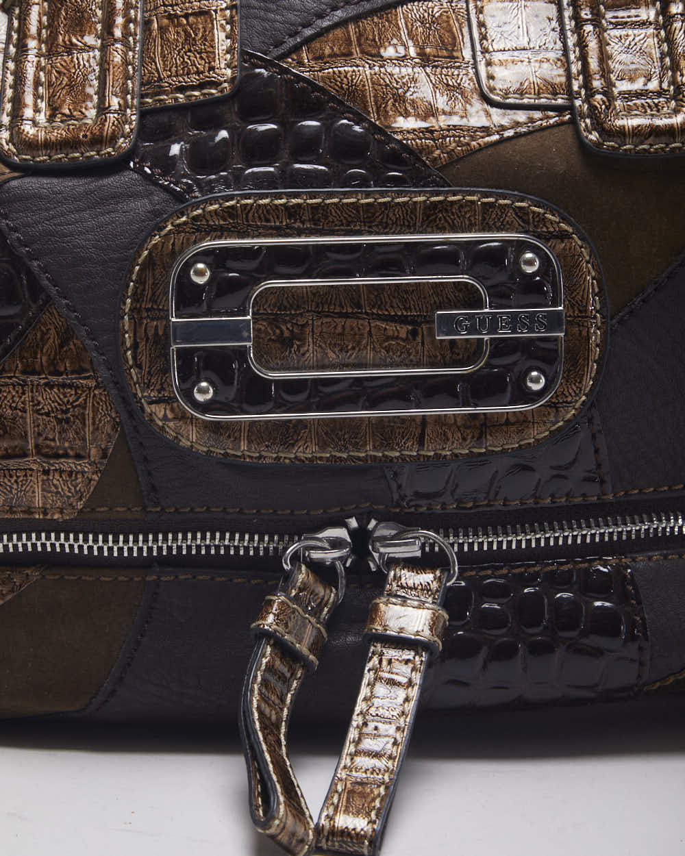 Y2k 00s Guess Brown Handbag – Rokit