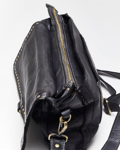 Vintage Bolsa Nova Leather Studded Bag