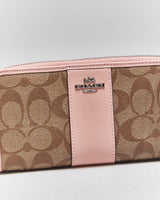 Vintage Y2k 00s Coach Purse