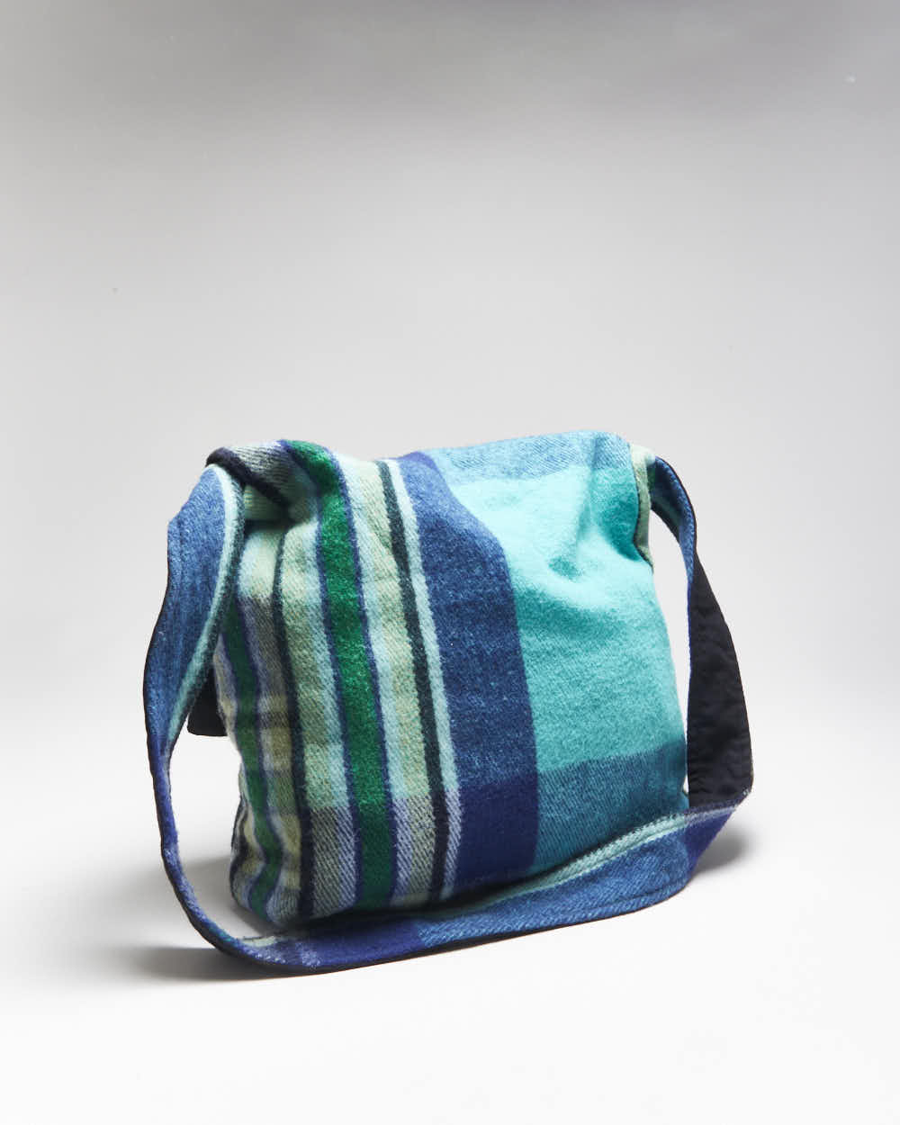 Vintage Maligne Lake Merino Wool Bag