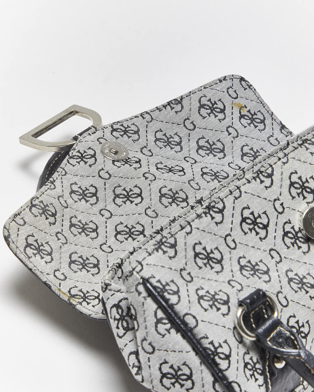Vintage Y2k 00s Guess Mini Handbag