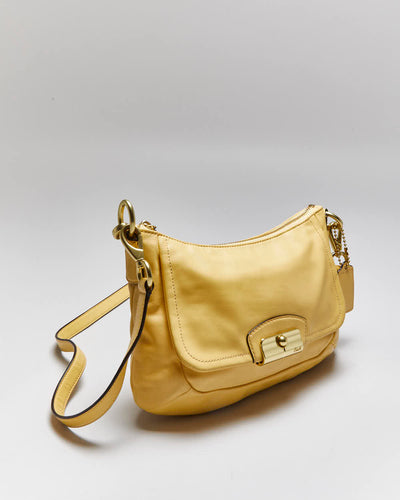Vintage Y2k 00s Coach Butter Yellow Shoulder Bag