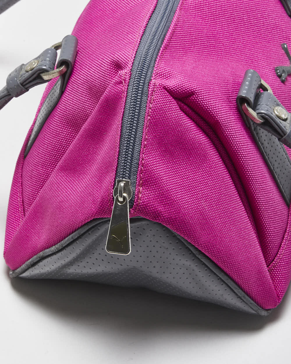Vintage Y2K 00s Hot Pink Puma Evercat Shoulder Bag