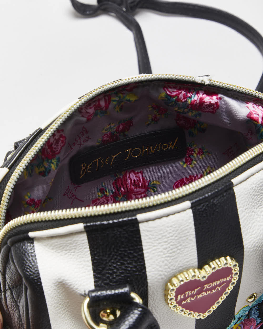 Vintage Y2k 00s Betsey Johnson Cross-body Bag