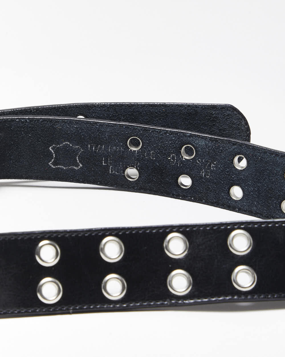 Vintage Y2k 00s Eyelet Black Leather Belt - O/S