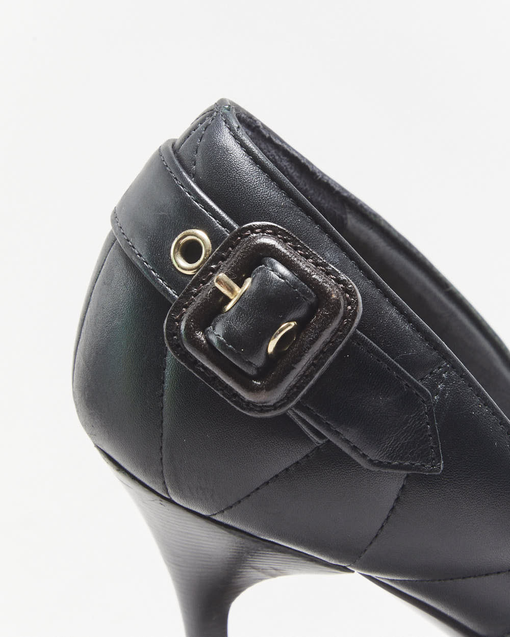Burberry Amalia Quilted Leather Pointed Toe Buckle Detail Heels - UK5