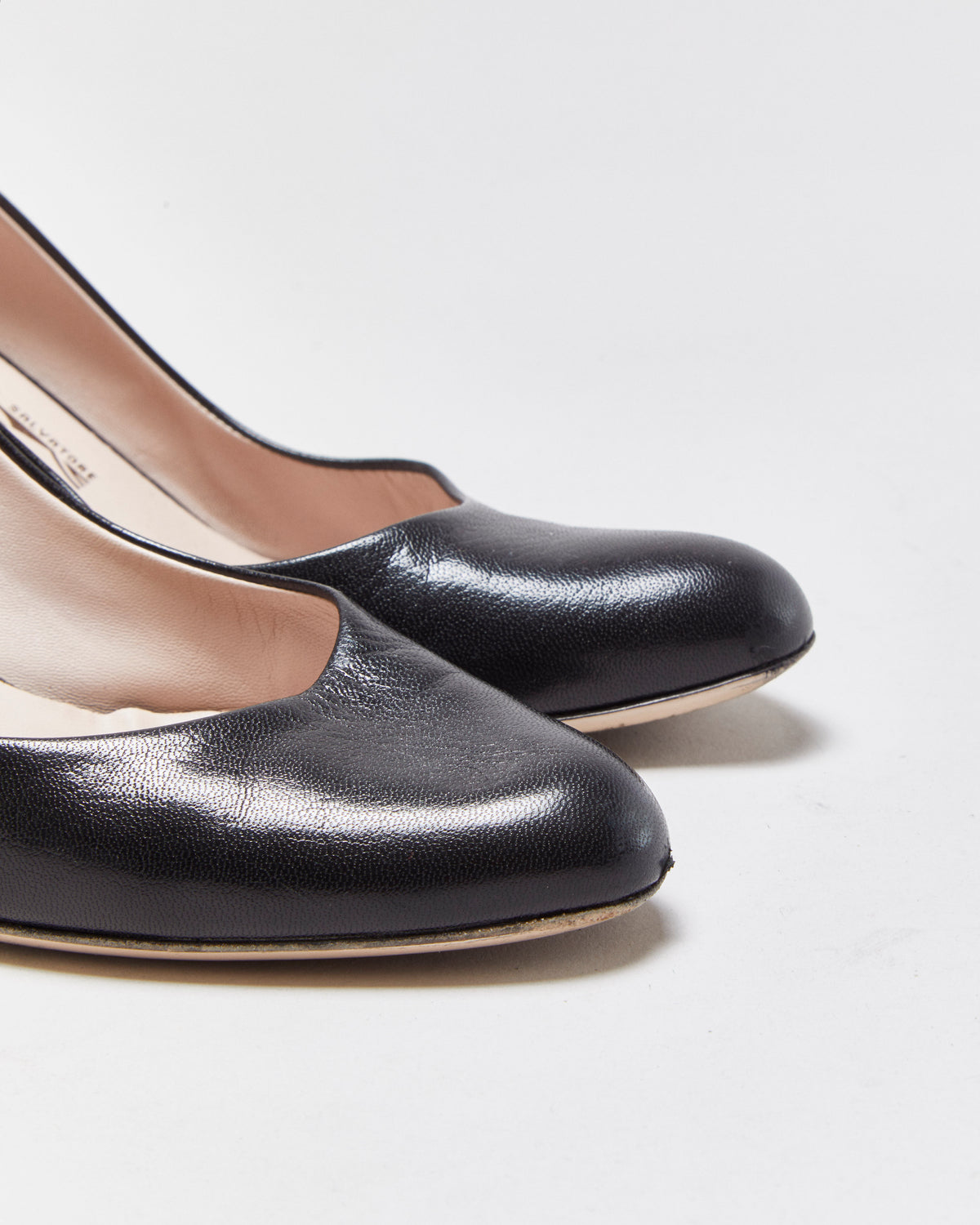 Salvatore Ferragamo Black Leather Wooden heel Pumps - UK6