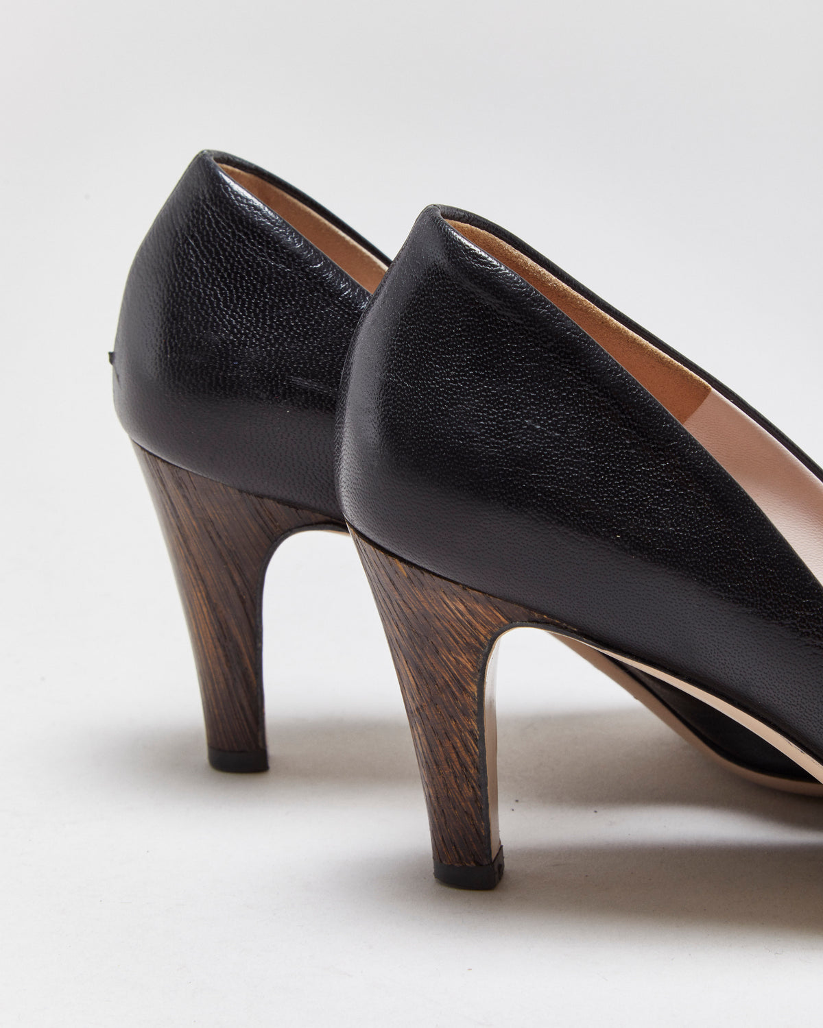 Salvatore Ferragamo Black Leather Wooden heel Pumps - UK6
