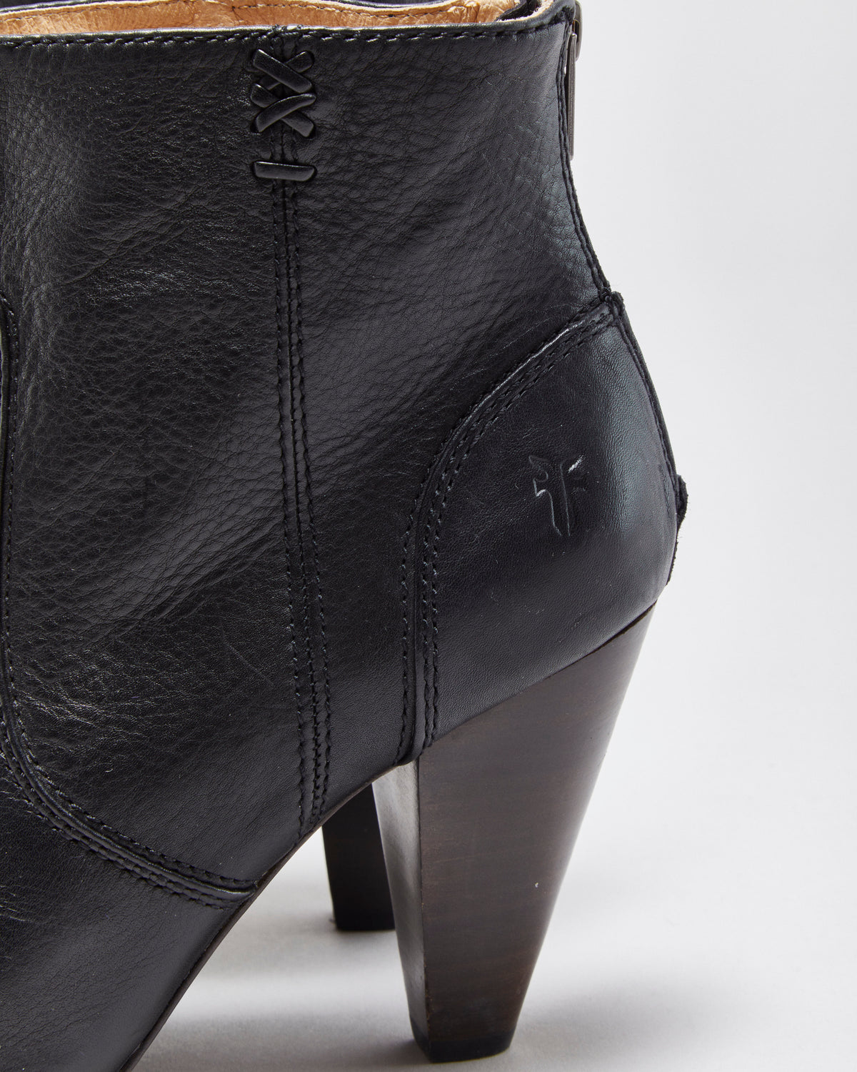 Vintage Frye Leather Regina Ankle Boot - UK6