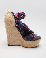 Gucci Love Heart Printed Espadrille Wedges - EUR 37.5