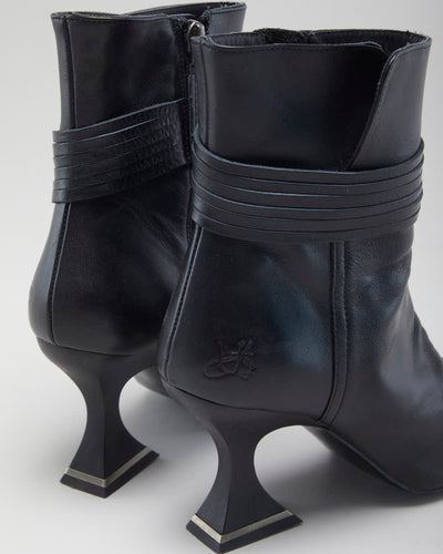 Women's Black Witch Style Heeled Ankle Boots - UK - 7.5