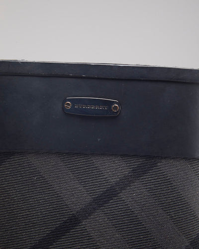 Burberry Grey Rain Boots - UK9