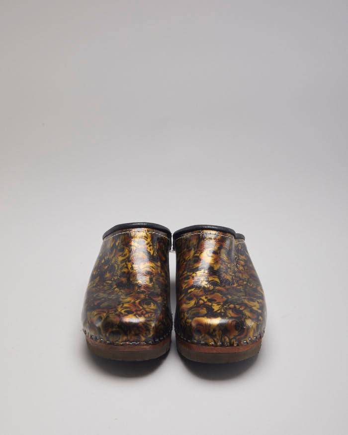 Ty Botou Clogs - UK6