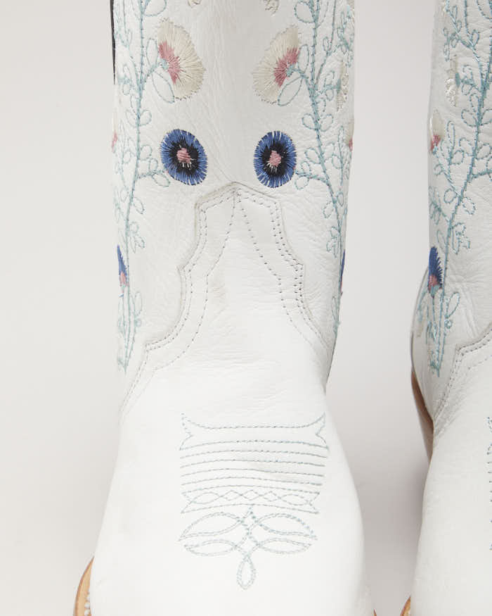 Deadstock Shayenne White Embroidered Cowboy Boots - UK6