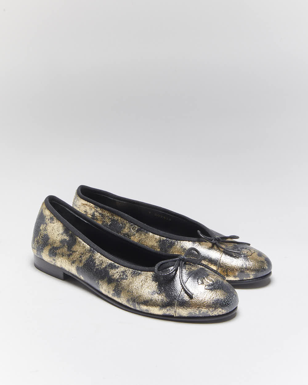 Vintage Chanel Gold & Black Leather - UK5