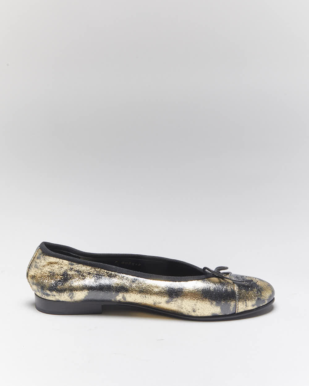 Vintage Chanel Gold & Black Leather - UK5