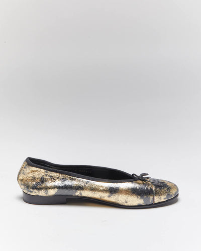 Vintage Chanel Gold & Black Leather - UK5