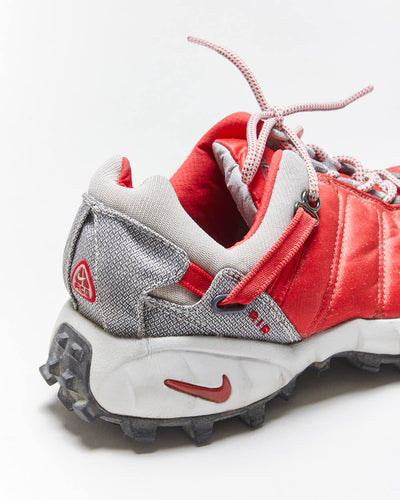 Vintage Nike ACG Trainers - UK4.5