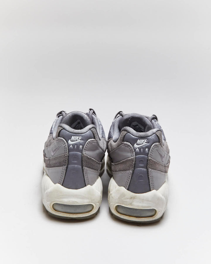 Vintage Nike Air Max 95 Velvet Trainers - UK6