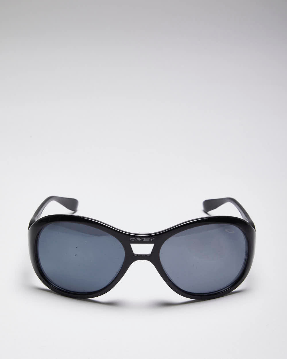 Vintage 2000's Women's Oakley Vacancy Wide Frame Sunglasses