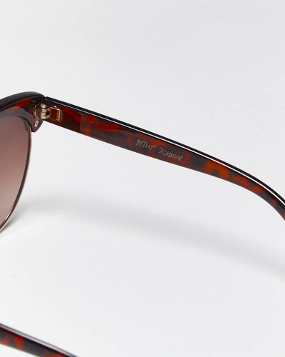 Vintage Y2k 00s Betsey Johnson Sunglasses