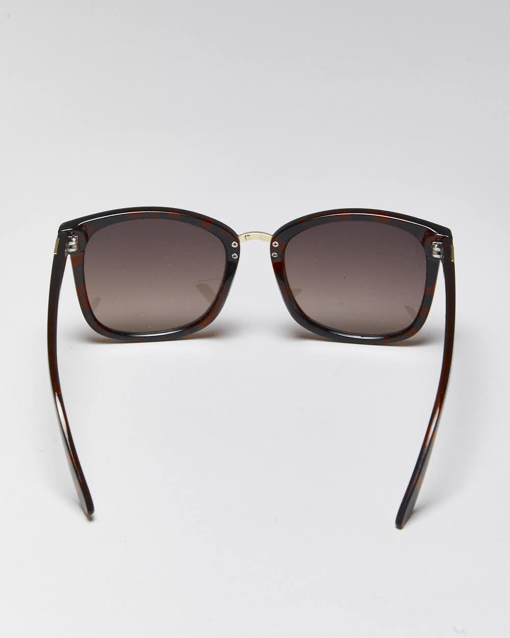 Vintage Y2k 00s Guess Sunglasses
