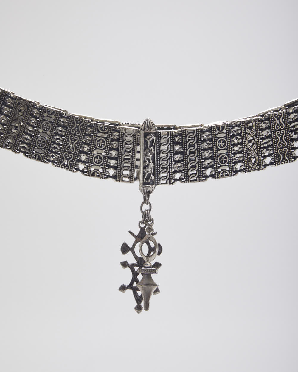 Vintage Silver Toned Chain Style Belt