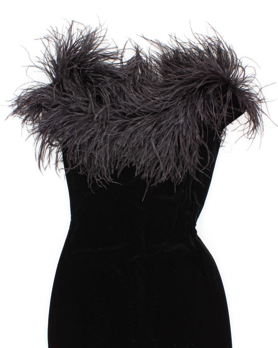 Womens Vintage 1990s Jessica McClintock for Gunne Sax Black Velvet and Ostrich Feather Maxi Dress - S