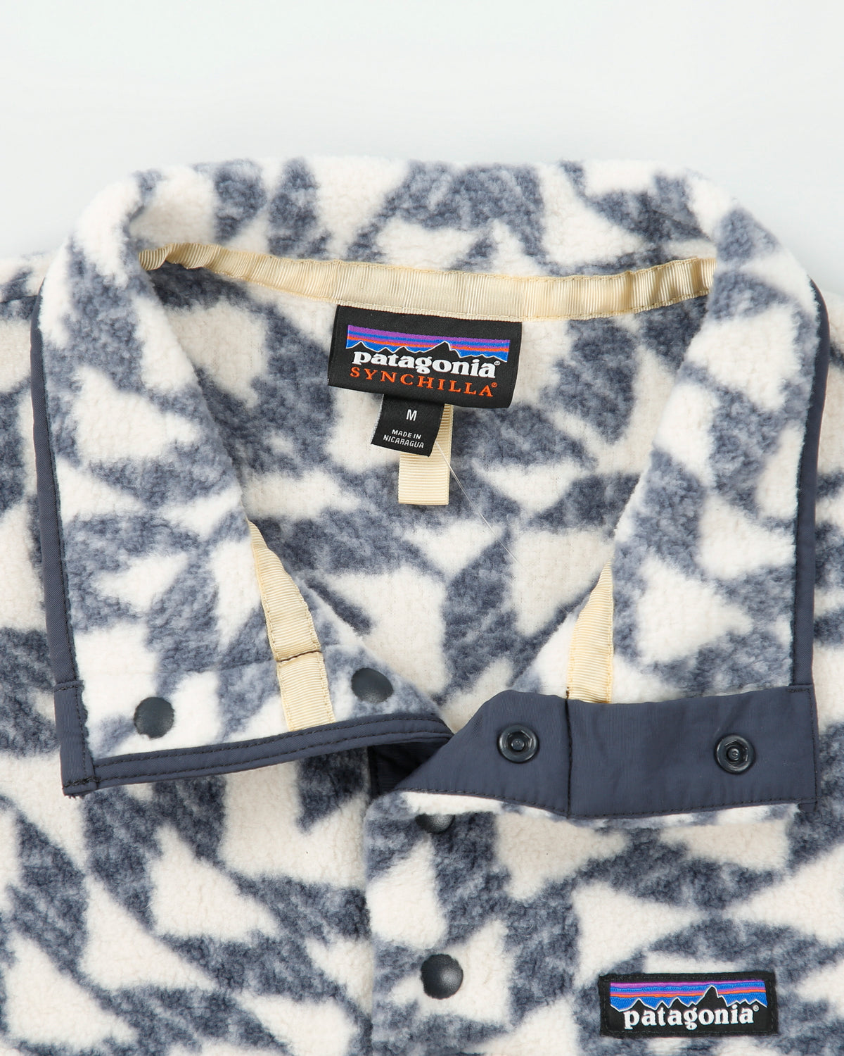 Fall 24 Patagonia Women's Geometric Lightweight Synchilla Snap-T Pullover Fleece - M