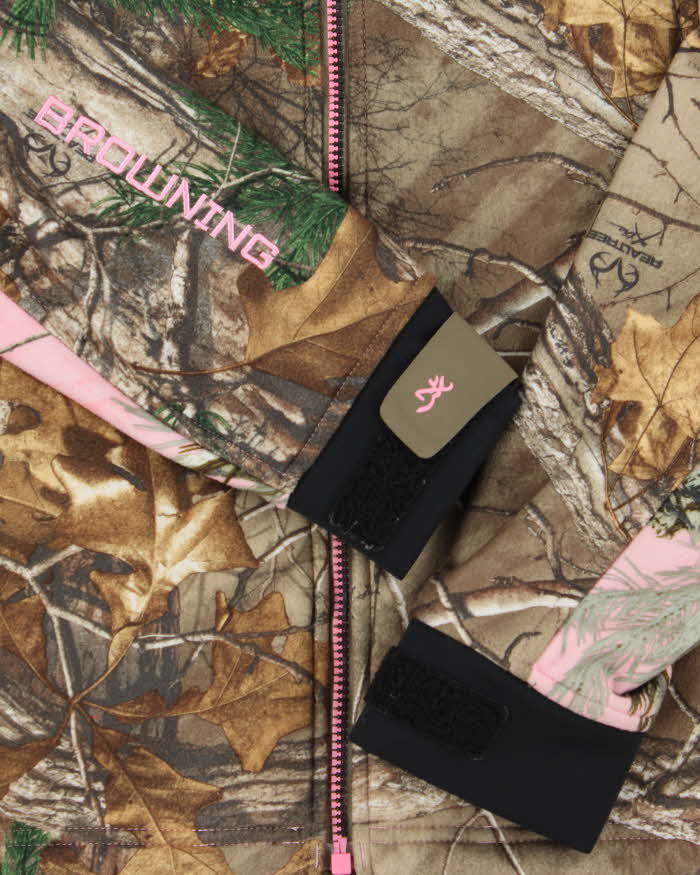 Vintage 00s Women's Browning Real Tree Camo Baby Pink Full-Zip Fleece - M