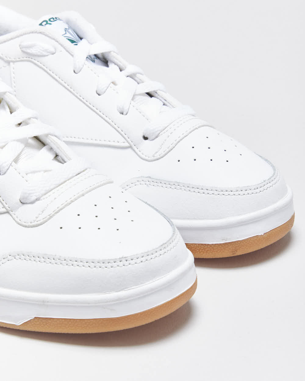 2022 Reebok Classic Club C 85 Women's Memorytech White/Gum Trainers - UK7.5