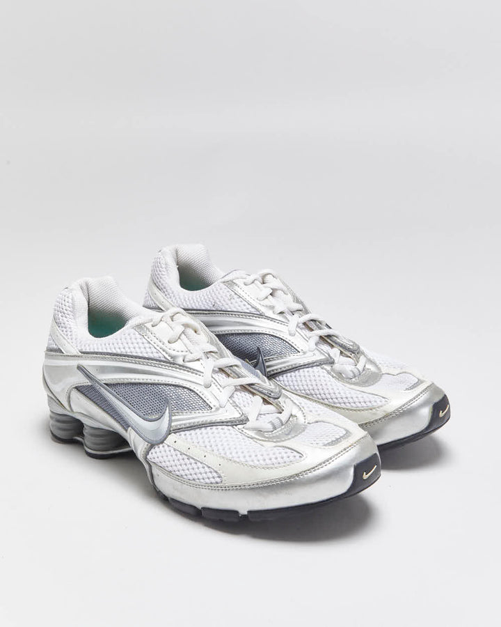 Vintage 2009 Nike Women's Shox Reveal 3 White/Sparkle Silver Trainers - UK7.5