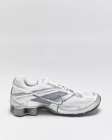 Vintage 2009 Nike Women's Shox Reveal 3 White/Sparkle Silver Trainers - UK7.5