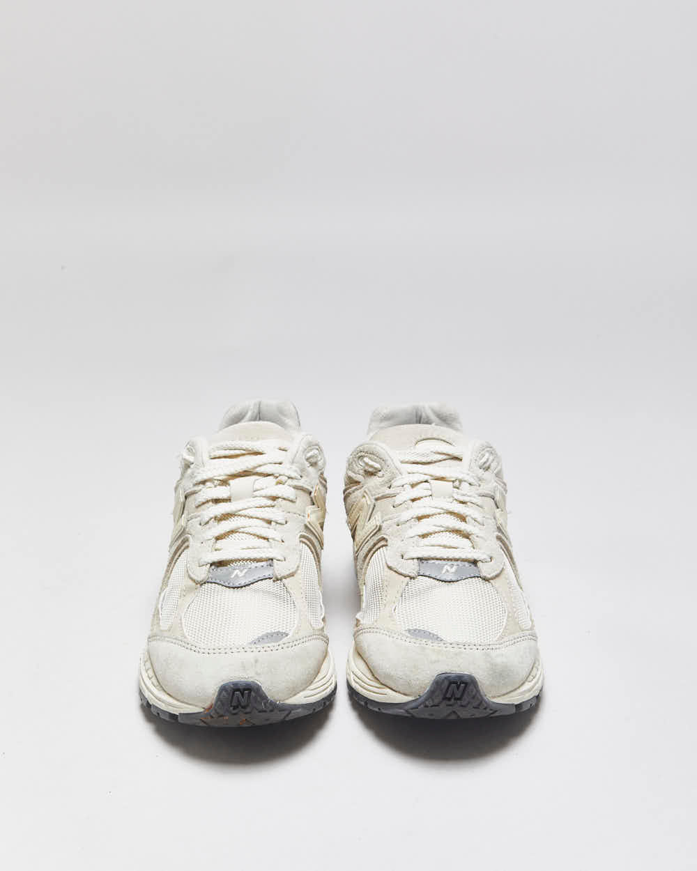 2023 New Balance M2002R Women's 'Calm Taupe/Angora Silver Metallic Trainers - UK6