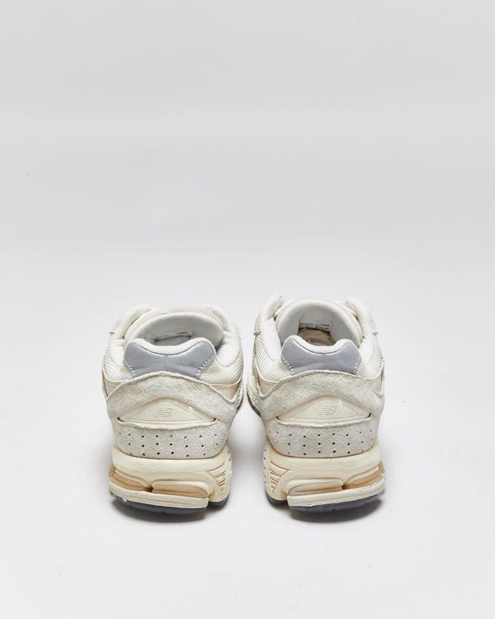 2023 New Balance M2002R Women's 'Calm Taupe/Angora Silver Metallic Trainers - UK6