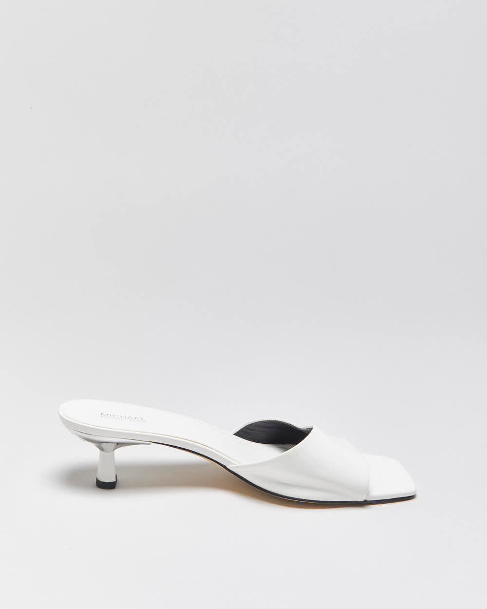 Vintage Michael Michael Kors Women's White Patent Leather Square Toe Kitten Heel Mules - UK8