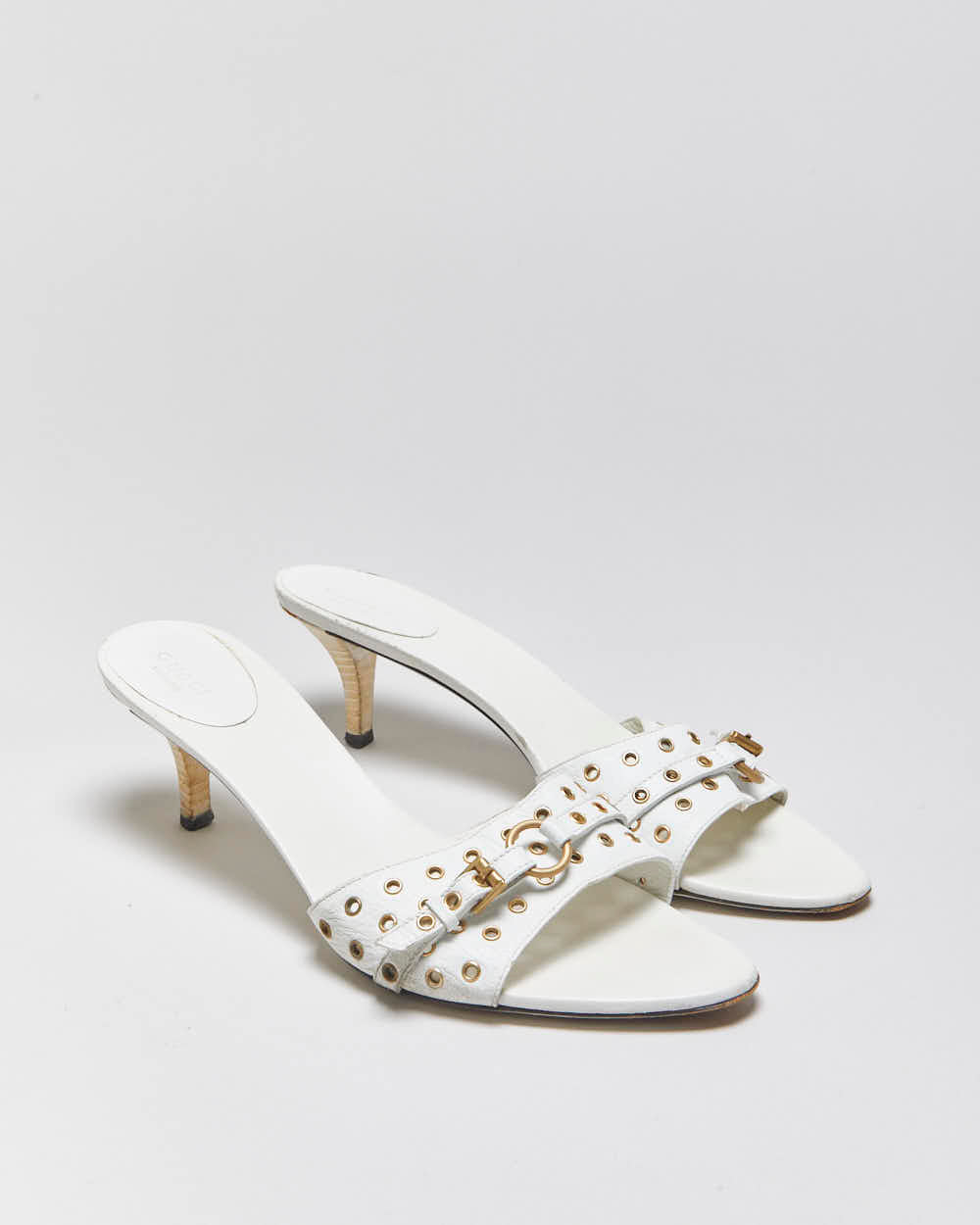 Vintage Y2K 00s Gucci Women's White Leather Open Toe Buckle Mules - UK8