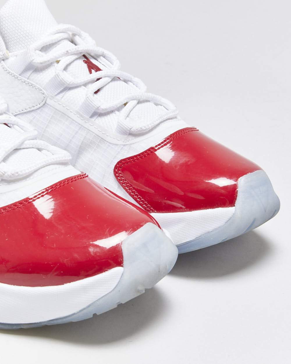 2022 Nike Air Jordan CMFT Low GS 'White / Gym Red' Trainers - UK5.5
