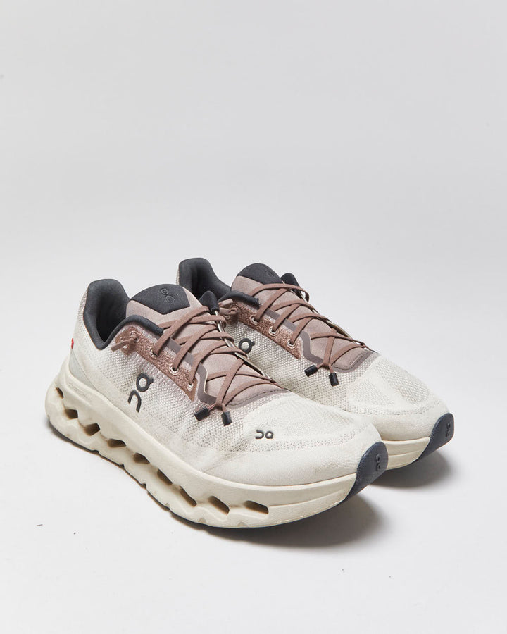 2024 ON Women's Cloudtilt Ivory/Clove/Sand Running Trainers - UK8
