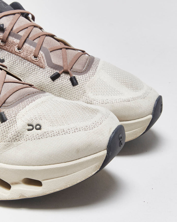 2024 ON Women's Cloudtilt Ivory/Clove/Sand Running Trainers - UK8