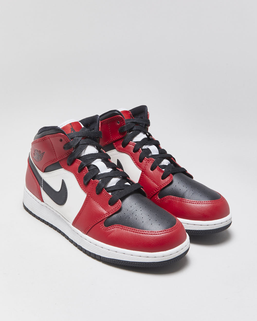 DS 2019 Nike Air Jordan 1 Mid GS Chicago Black Toe Trainers - UK6