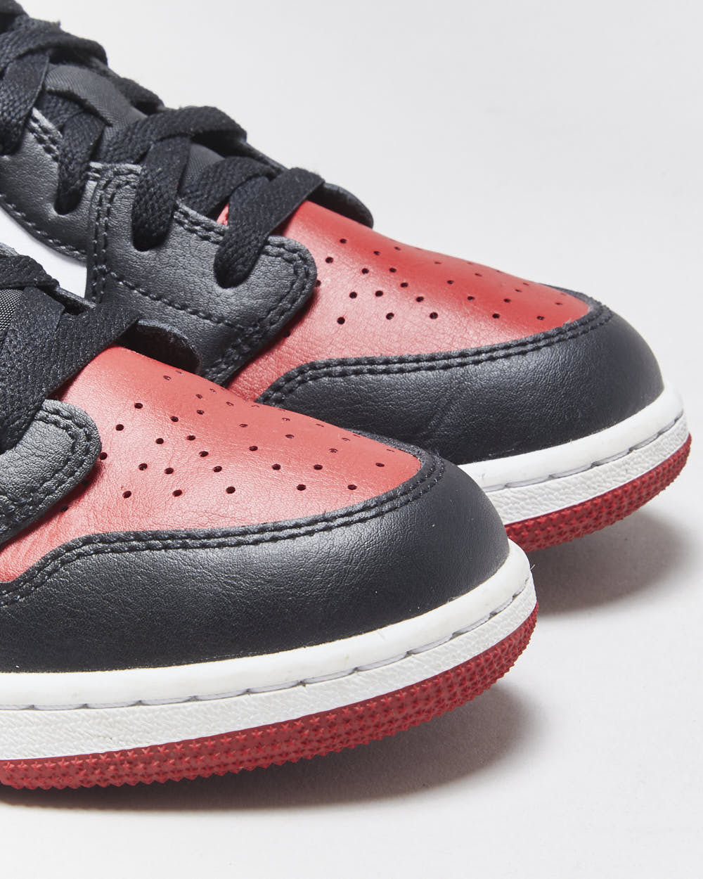 2024 Nike Air Jordan 1 Low 'Bred Toe 2.0' 'Gym Red/Black/White' Trainers - UK4.5