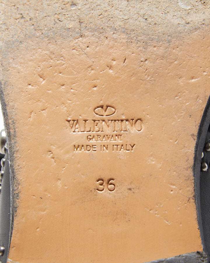 Valentino Garavani Women's Black 'Beatles Star' Leather Pointed Toe Loafers - UK3