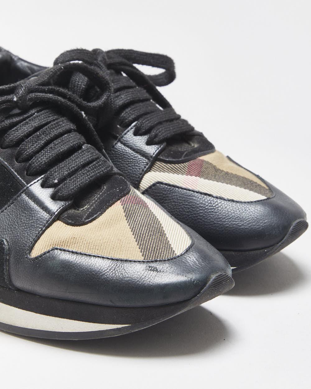 Burberry Women's Leather Nova Check 'Damen' Trainers - UK3