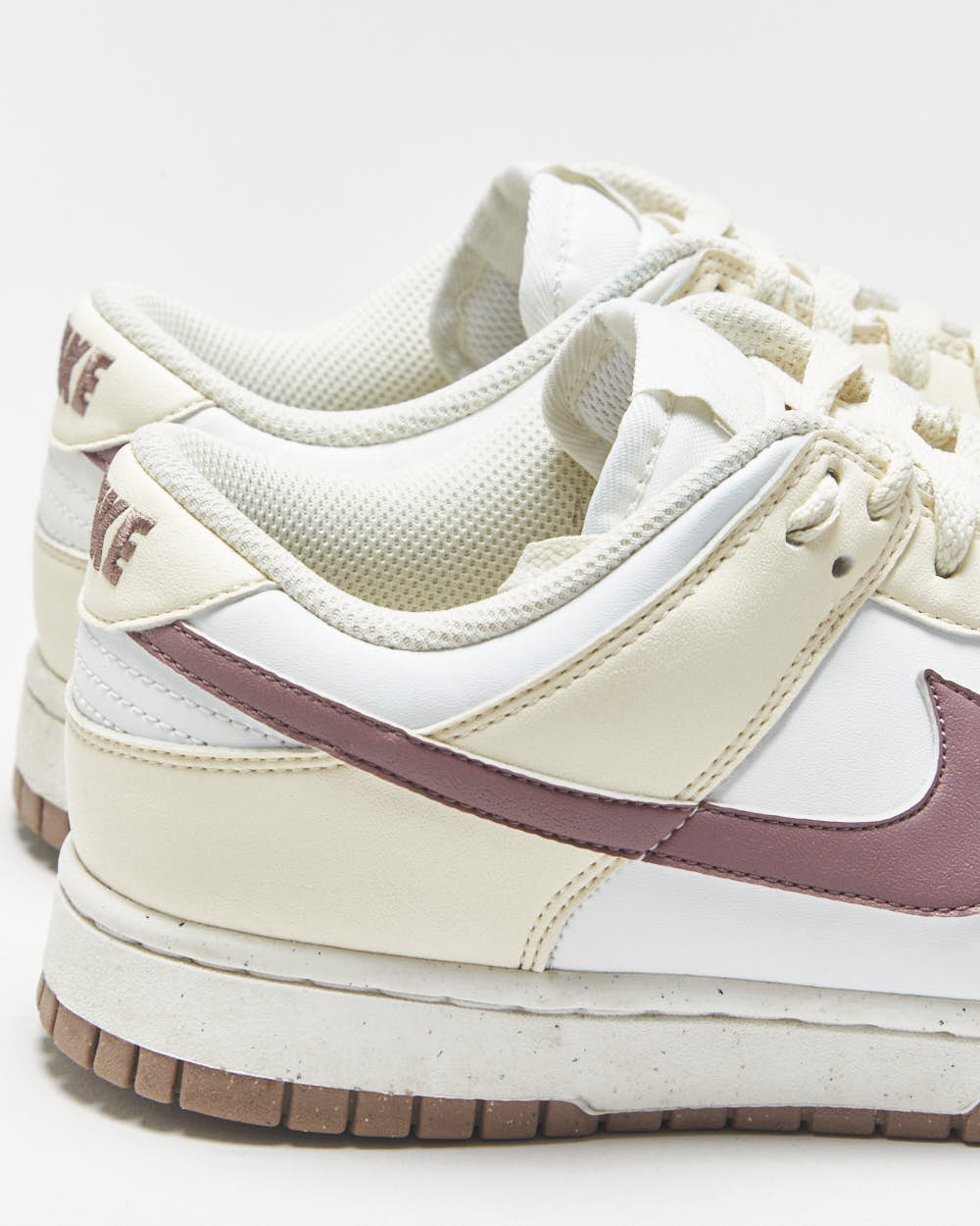 2023 Nike Dunk Low Nature Coconut/Mauve Women's Trainers - UK7