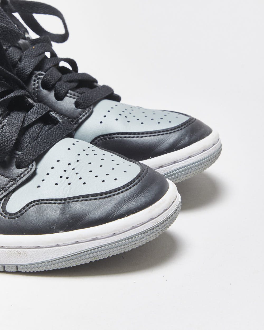 2021 Nike Air Jordan 1 Mid 'Shadow' Women's Trainers - UK3