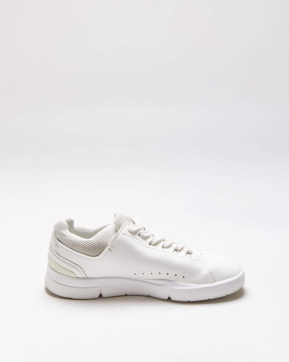 On Women's The Roger Advantage White Tennis Shoes - UK4.5