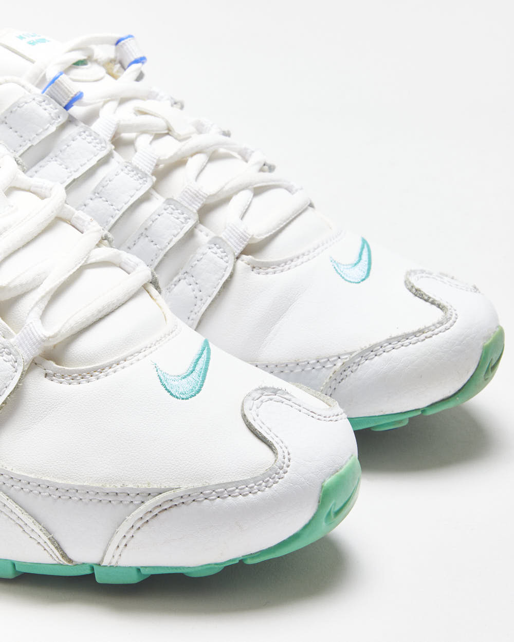 2015 Nike Shox NZ White/Racer Blue Women's Trainers - UK4.5