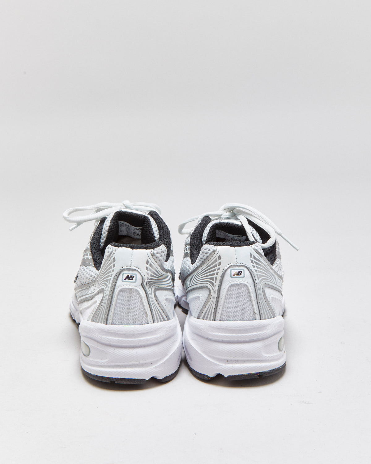 New Balance 740 White/Silver Trainers - UK7